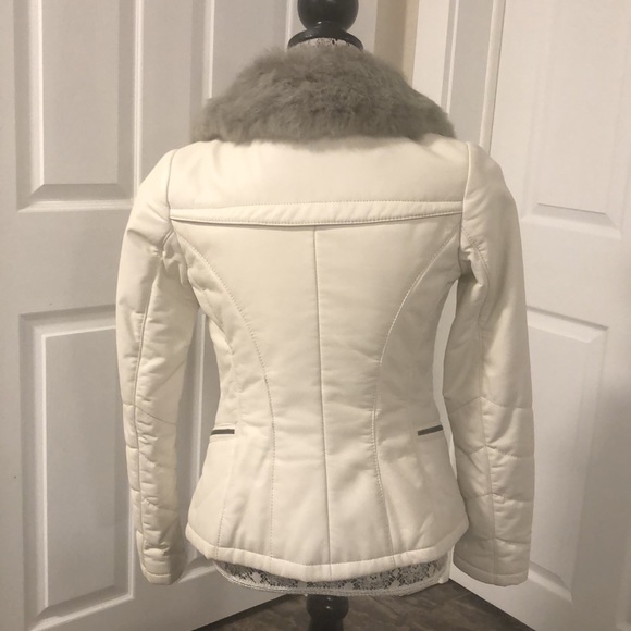 Leather Jacket - Picture 2 of 9